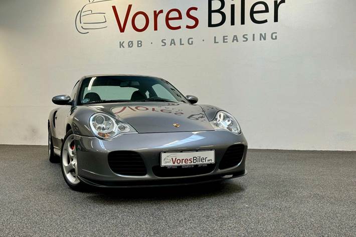 Grå Porsche 911 Turbo fra 2001