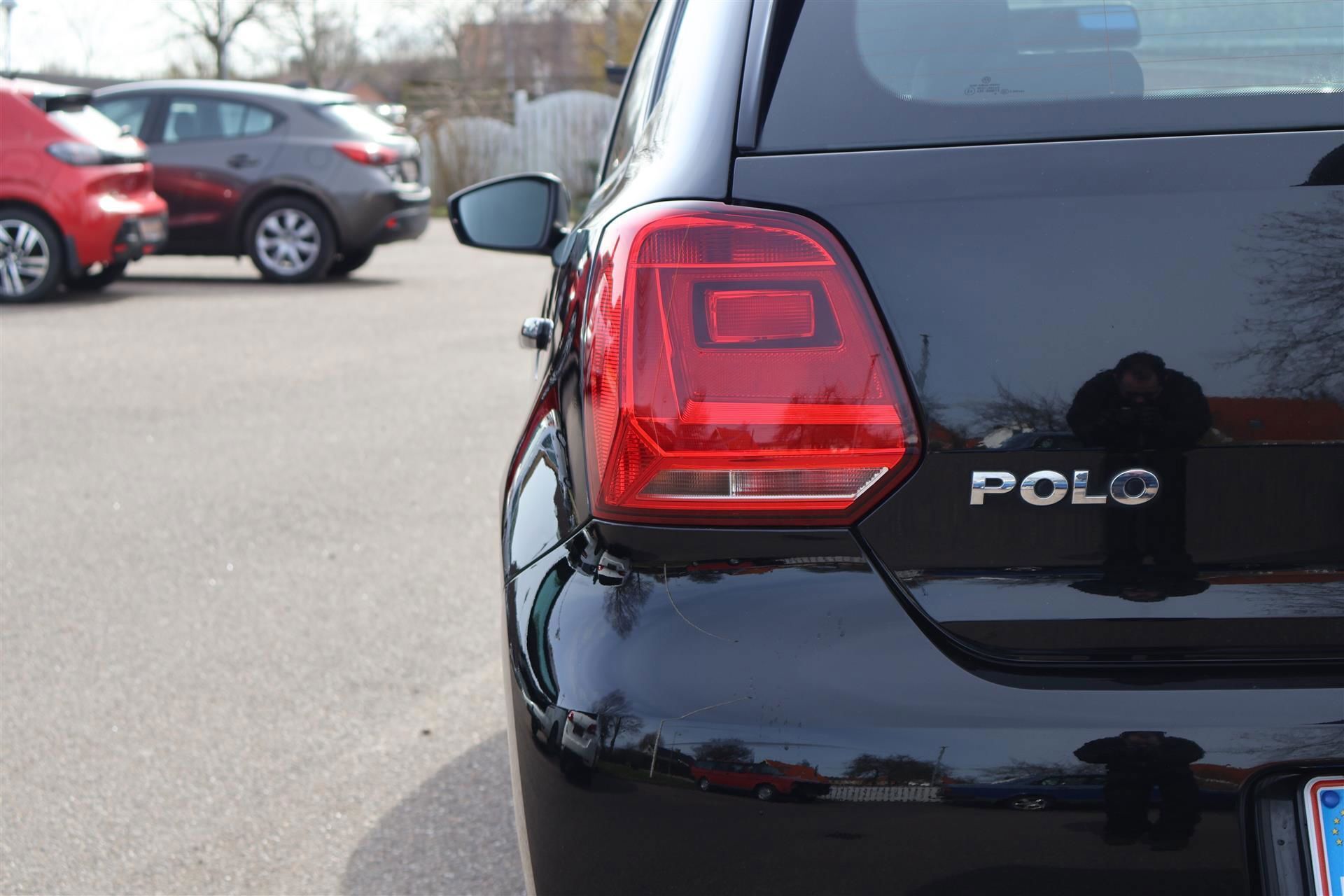 Sort VW Polo fra 2016