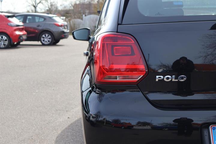 Sort VW Polo fra 2016
