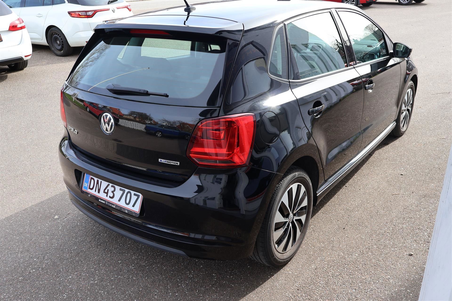 Sort VW Polo fra 2016