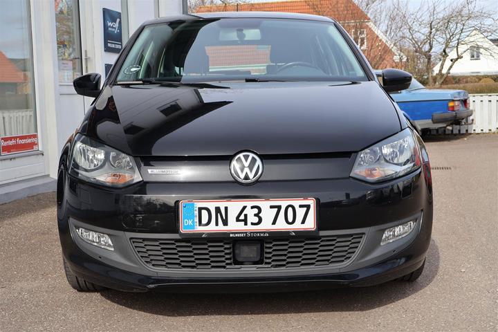 Sort VW Polo fra 2016