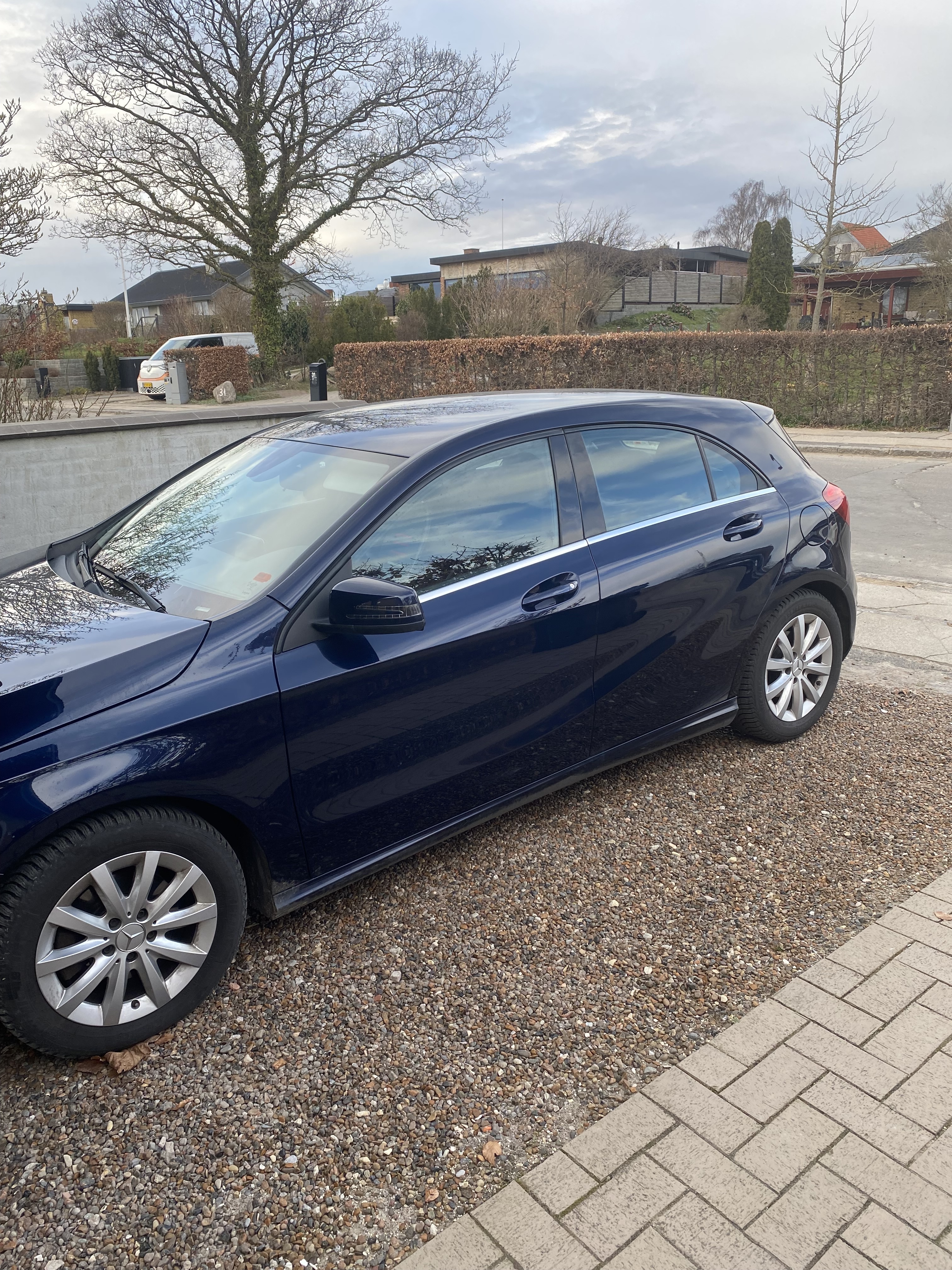 Mercedes A-Klasse 1,6 180  7G-DCT