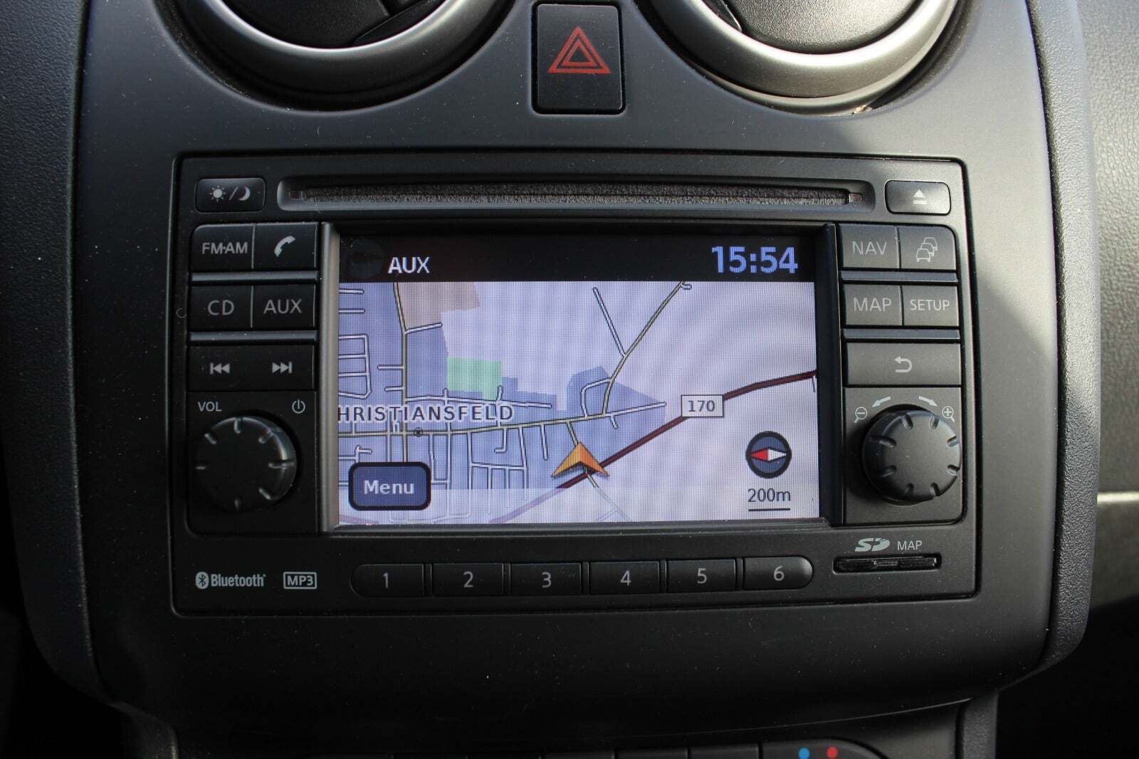 Sort Nissan Qashqai fra 2012