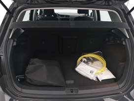 VW Golf EL 136HK 5d Aut.