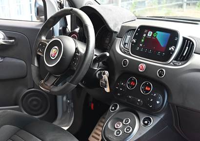 Fiat 500 1,4 16V Abarth 595 Competizione 180HK 3d Aut.