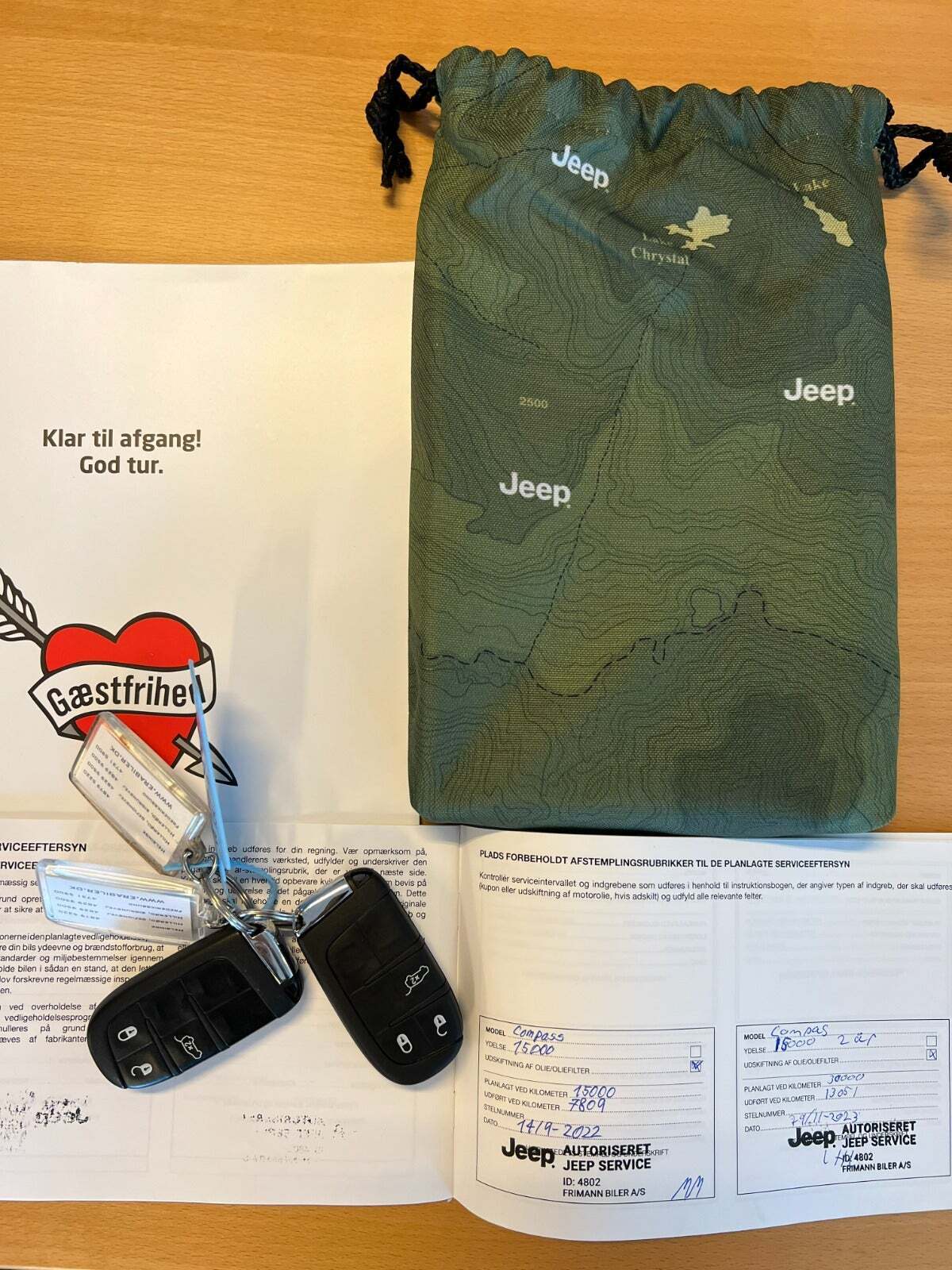 Hvid Jeep Compass fra 2021