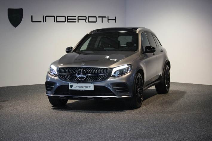 Grå Mercedes GLC43 fra 2017 set udefra