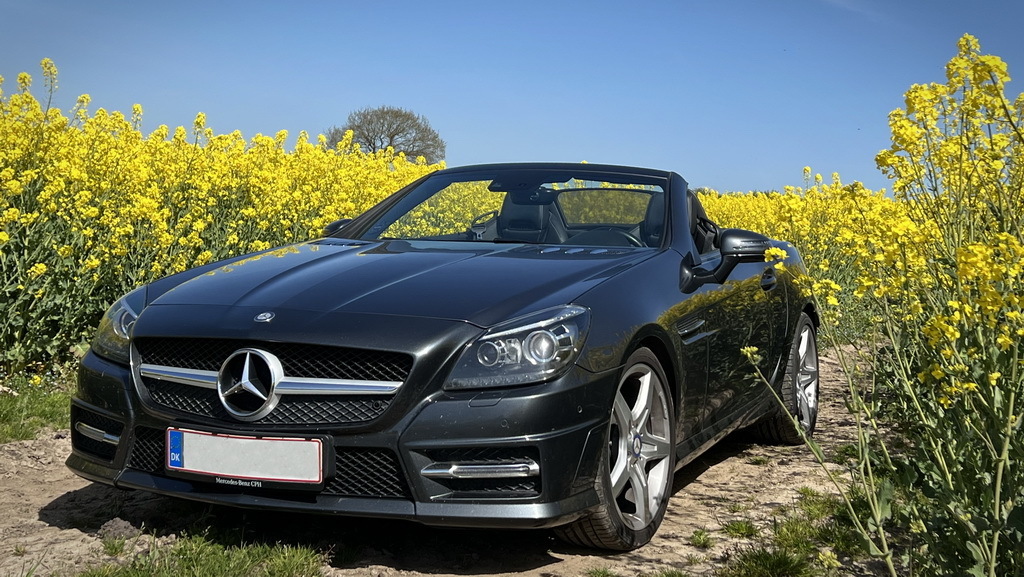 Grå Mercedes SLK250 fra 2014
