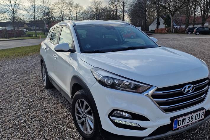 Hvid Hyundai Tucson fra 2017