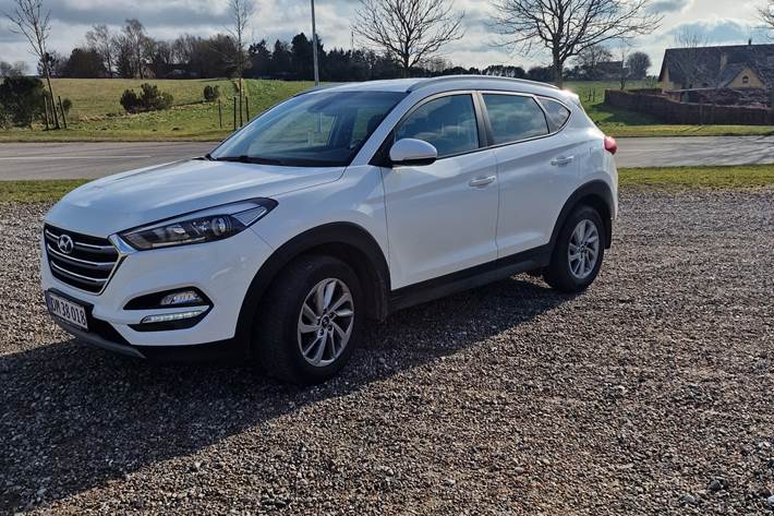 Hvid Hyundai Tucson fra 2017