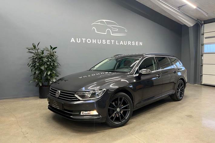 Grå VW Passat fra 2018