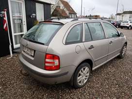 Skoda Fabia 1,4 16V 80 Ambiente Combi