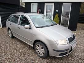 Skoda Fabia 1,4 16V 80 Ambiente Combi