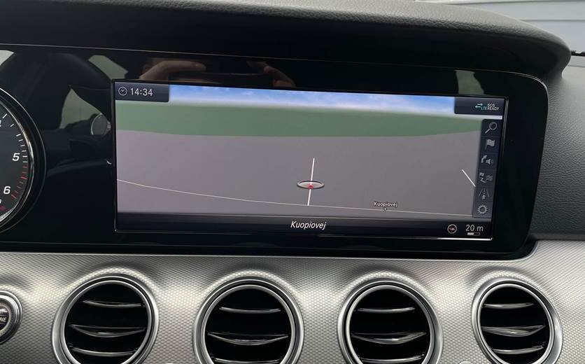 Mercedes E220 d