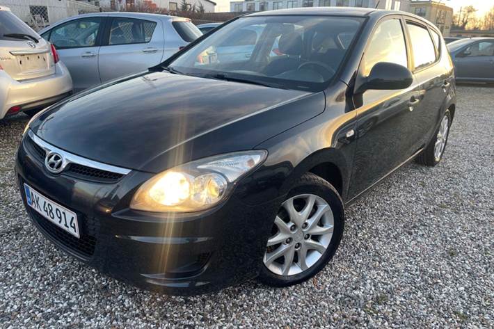 Sort Hyundai i30 fra 2010