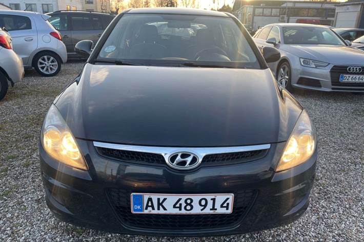 Sort Hyundai i30 fra 2010