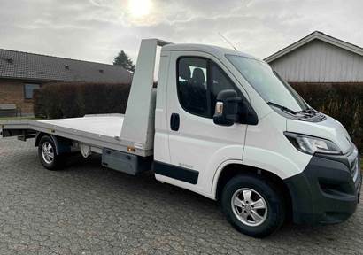 Peugeot Boxer 335 2,2 BlueHDi 140 L3 Autotransporter