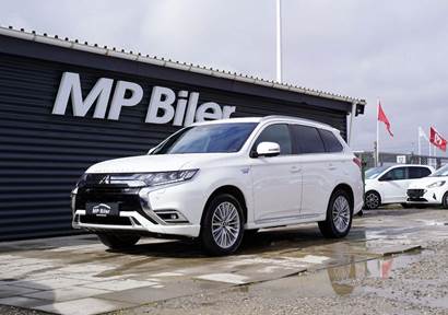 Mitsubishi Outlander 2,4 PHEV Instyle CVT 4WD