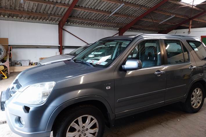 Blå Honda CR-V fra 2006