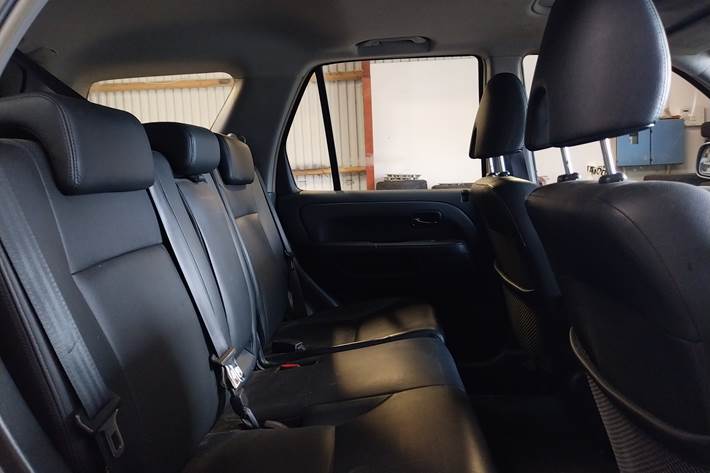 Blå Honda CR-V fra 2006