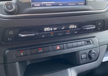 Toyota ProAce 2,0 Medium D Comfort Master+ To Skydedøre (Proace 180) 177HK Van 8g Aut.
