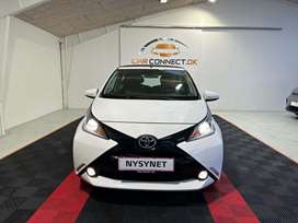 Toyota Aygo 1,0 VVT-i x-wave Sky