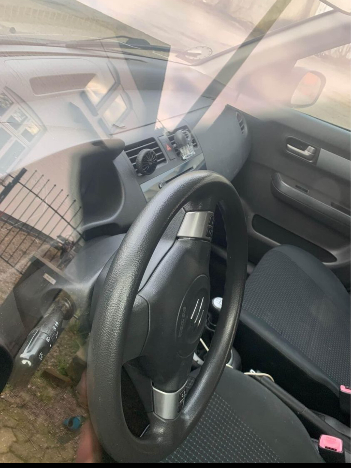 Sort Suzuki Swift fra 2006