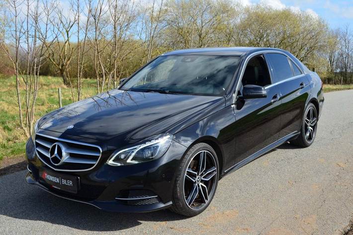Sort Mercedes E300 fra 2014