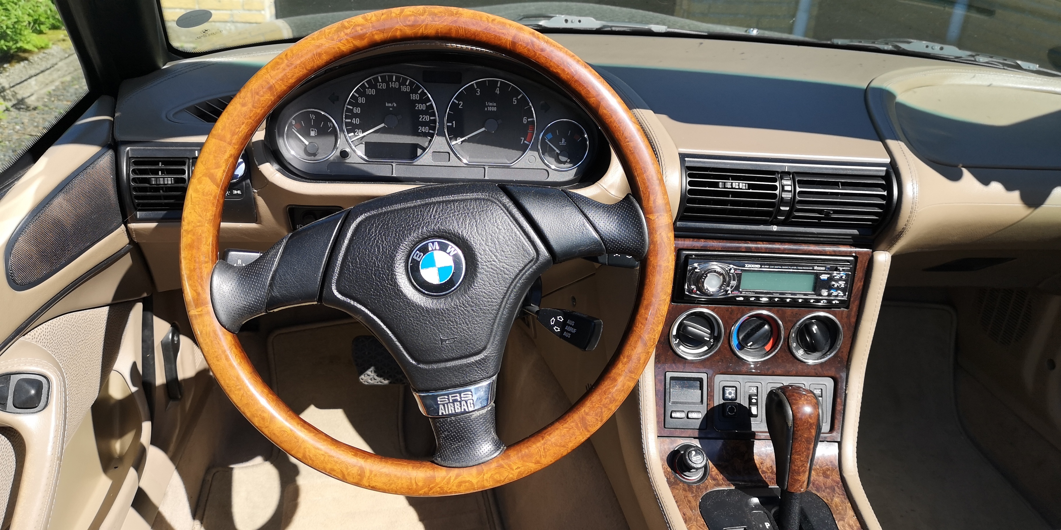 Sort BMW Z1 fra 1998