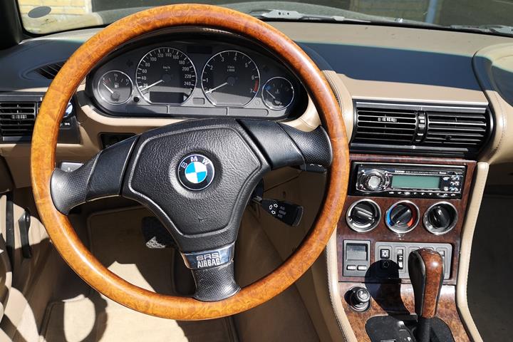 Sort BMW Z1 fra 1998