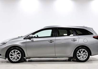 Toyota Auris 1,8 Touring Sports Hybrid H2 Comfort 136HK Stc Aut.