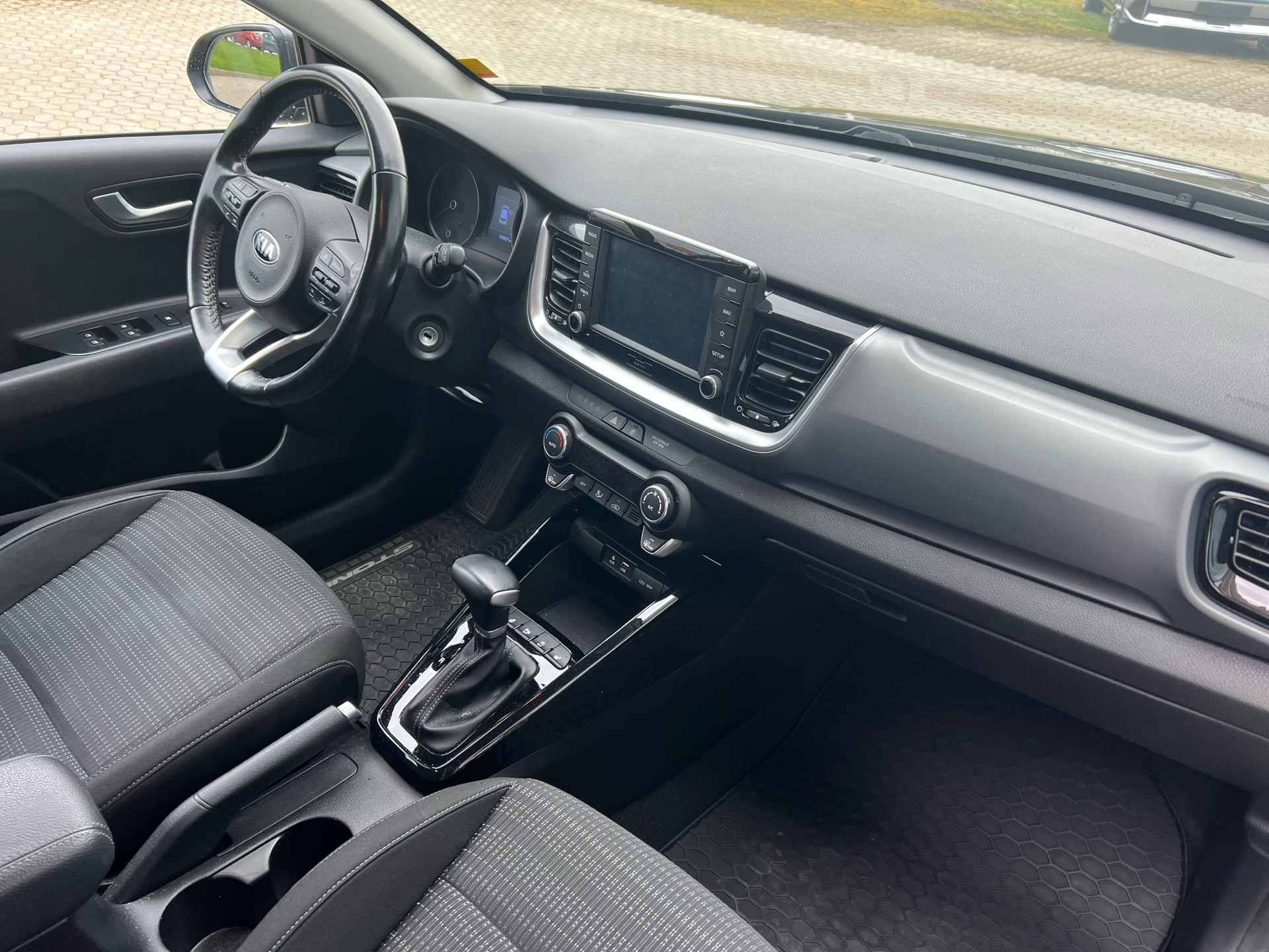 Sort Kia Stonic fra 2020