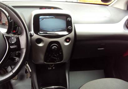 Toyota Aygo 1,0 VVT-i x-play x-touch