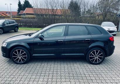 Audi A3 1,6 TDi 90 Attraction Sportback