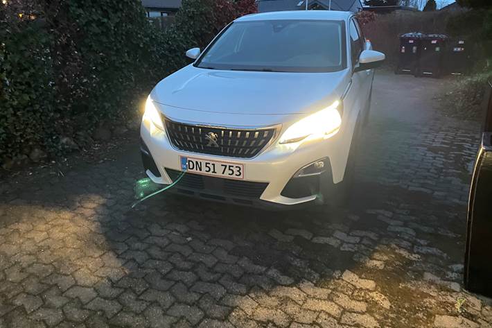 Hvid Peugeot 3008 fra 2017