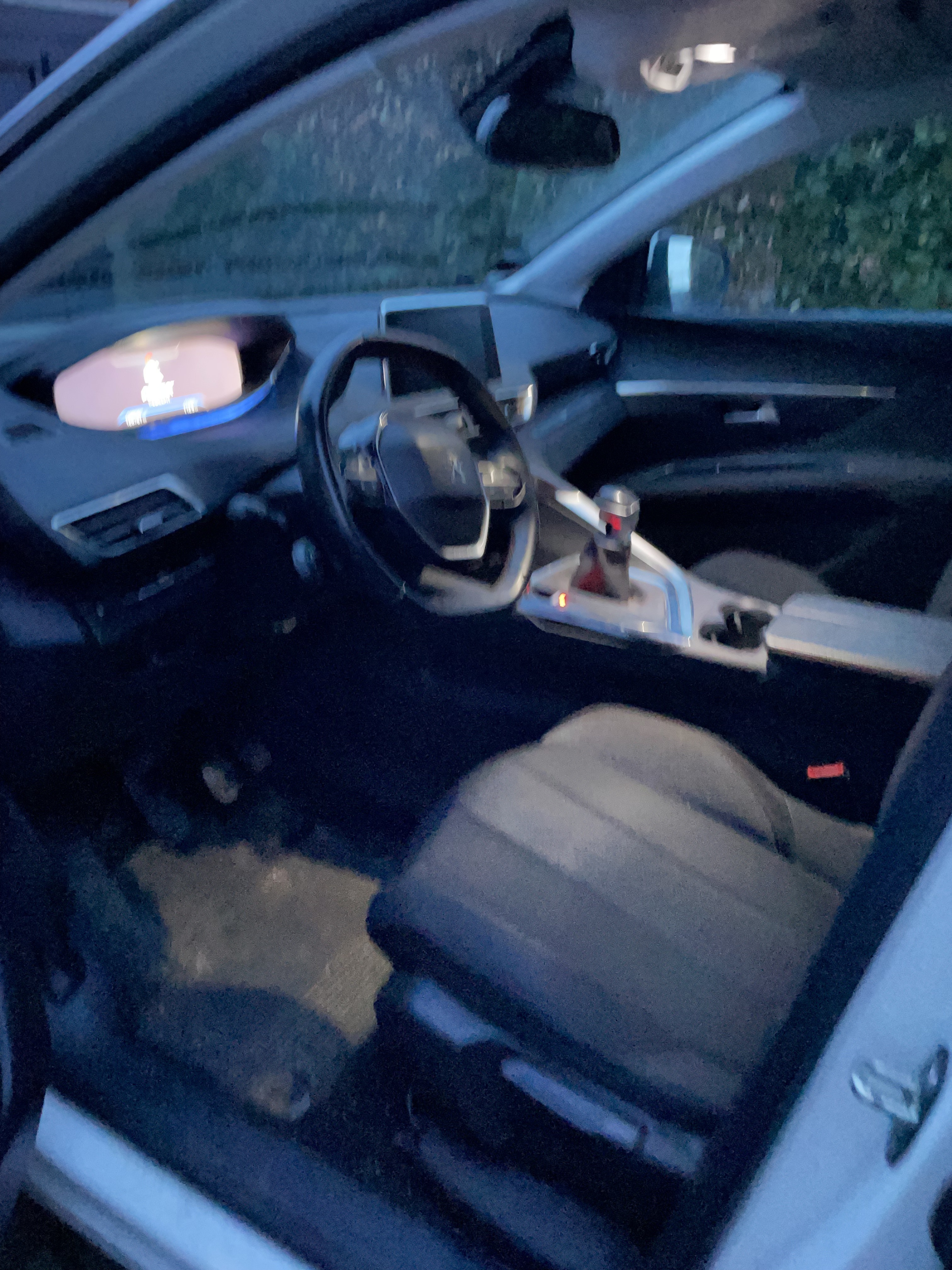 Hvid Peugeot 3008 fra 2017
