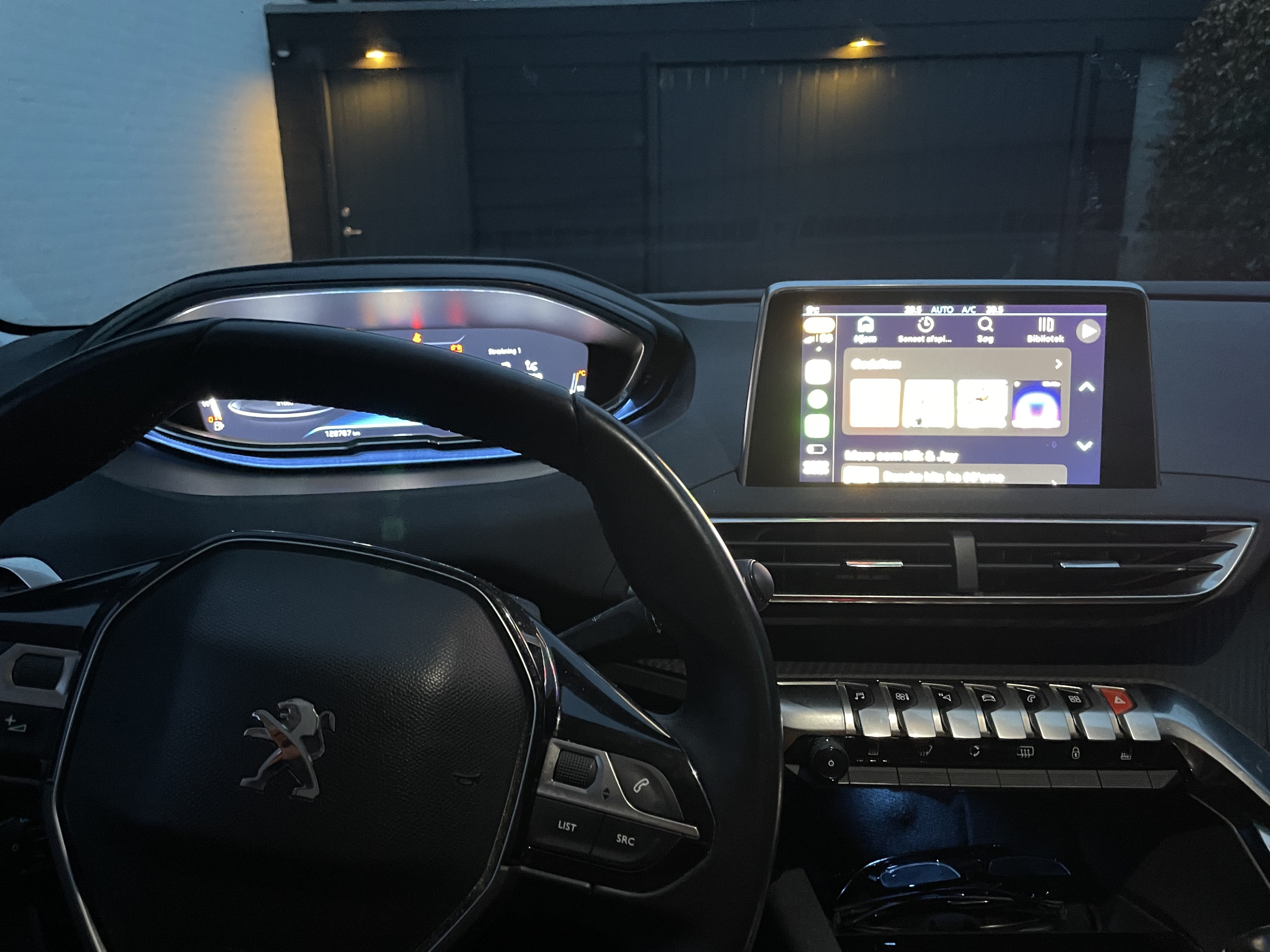 Peugeot 3008 1,2 e-THP 130 hk SUV