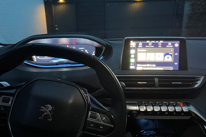 Hvid Peugeot 3008 fra 2017