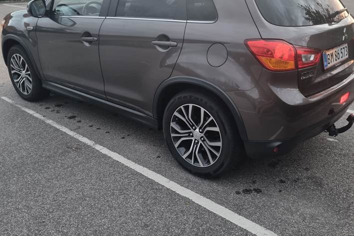 Brun Mitsubishi ASX fra 2017
