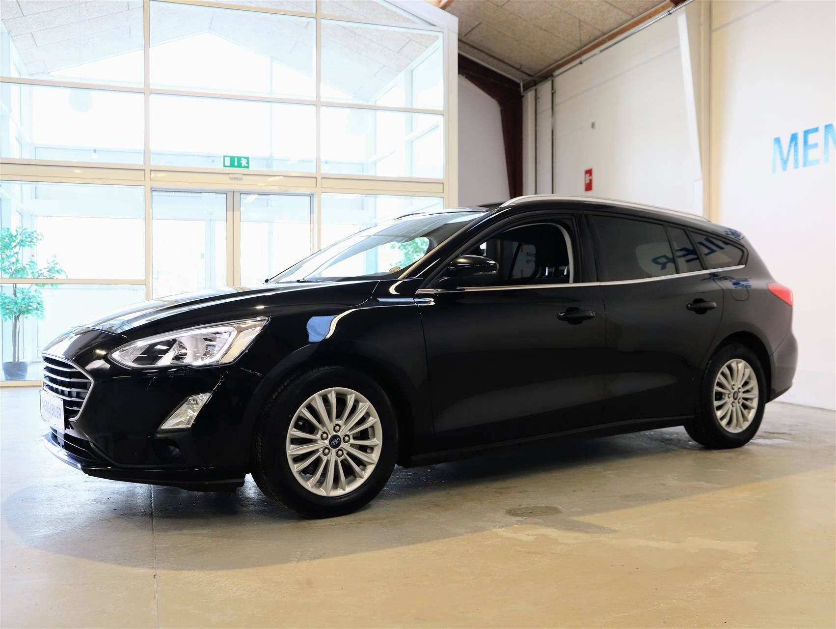 Sort Ford Focus fra 2019