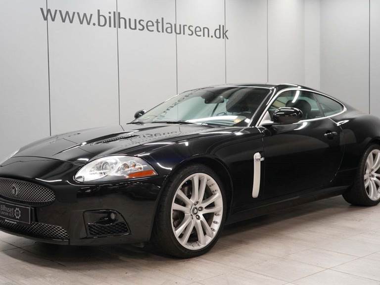 Jaguar XKR