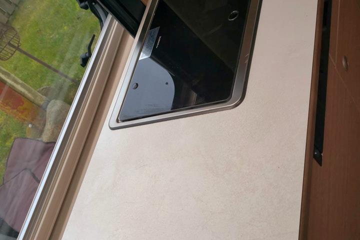 Grå Fiat Ducato fra 2021