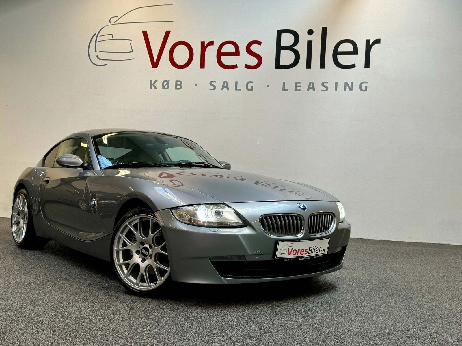 Grå BMW Z4 fra 2007