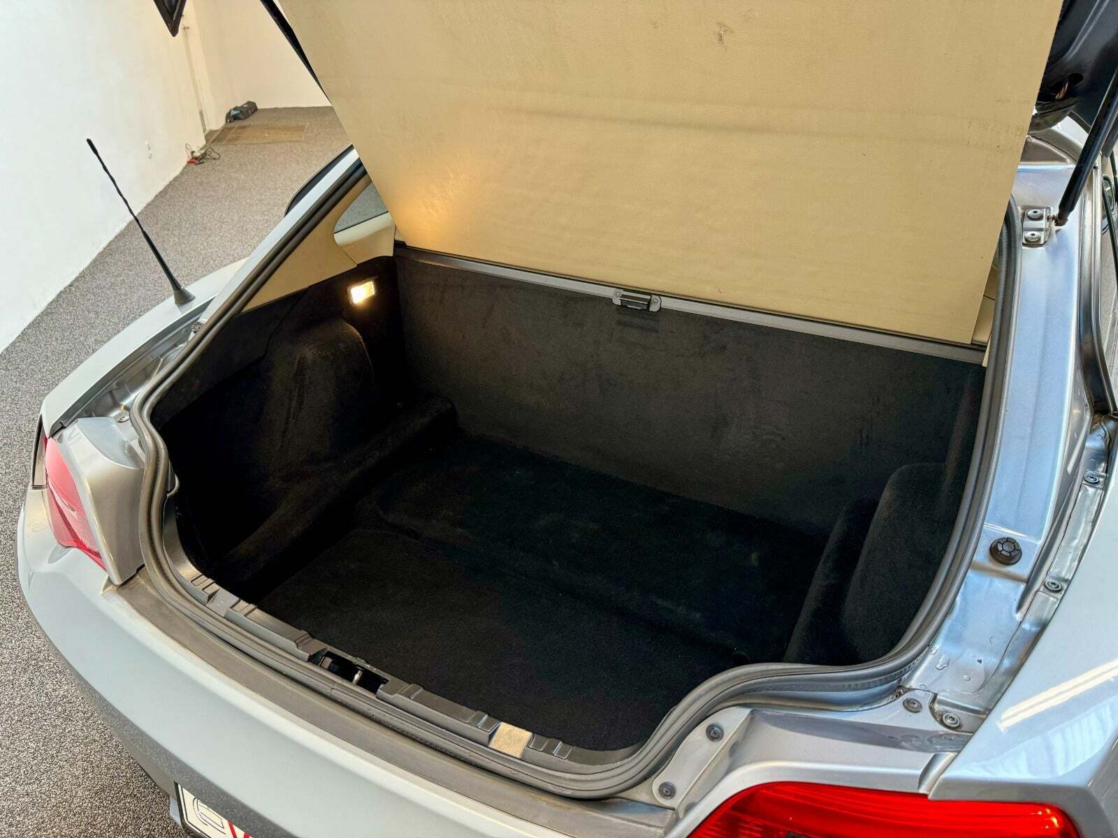 Grå BMW Z4 fra 2007