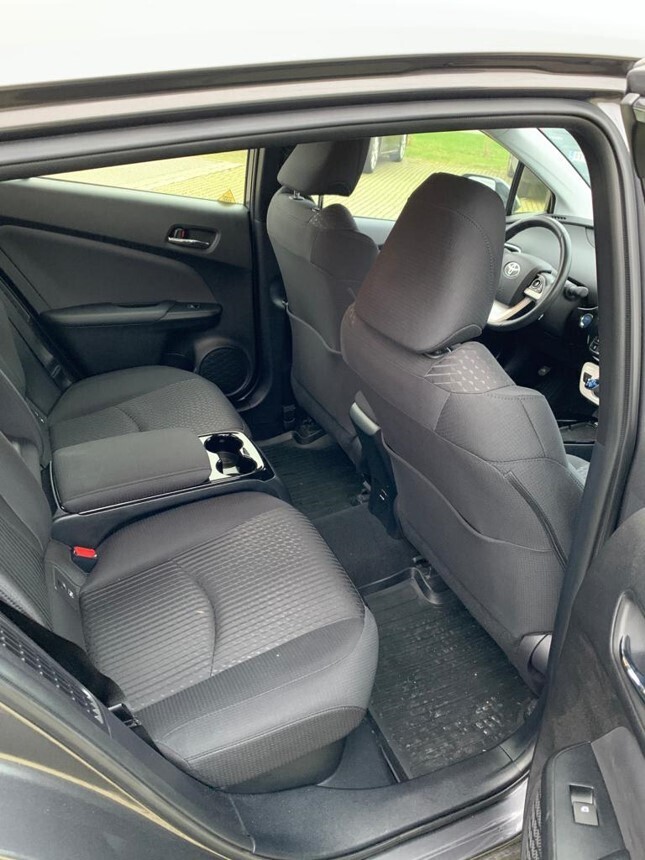 Toyota Prius Plug-in 1,8 Plug-in Hybrid 1,8 H3