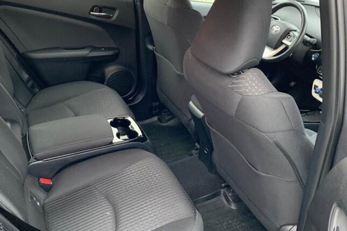 Grå Toyota Prius Plug-in fra 2018