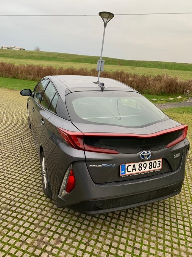 Toyota Prius Plug-in 1,8 Plug-in Hybrid 1,8 H3