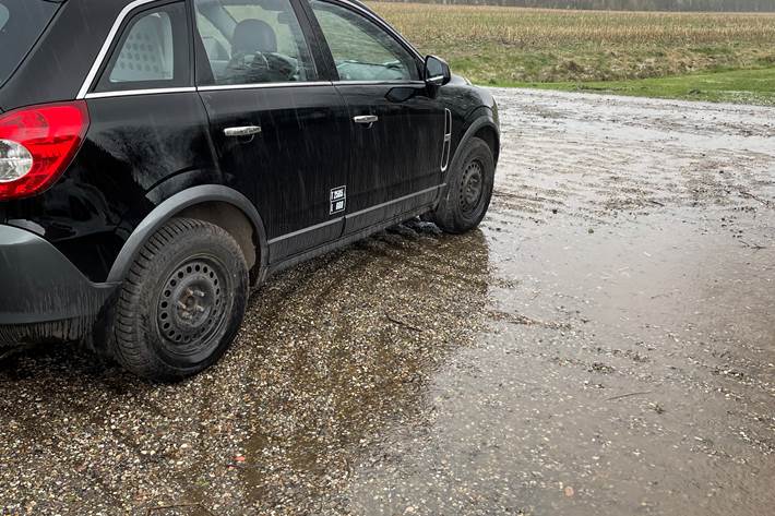 Sort Opel Antara fra 2007