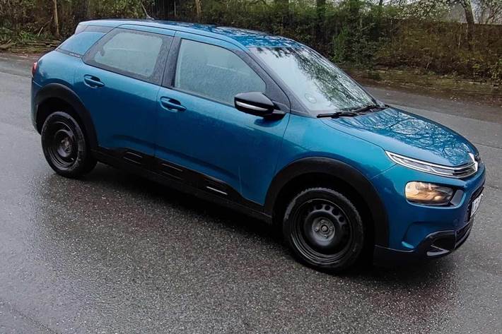 Blå Citroën C4 Cactus fra 2020