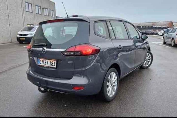 Grå Opel Zafira fra 2014
